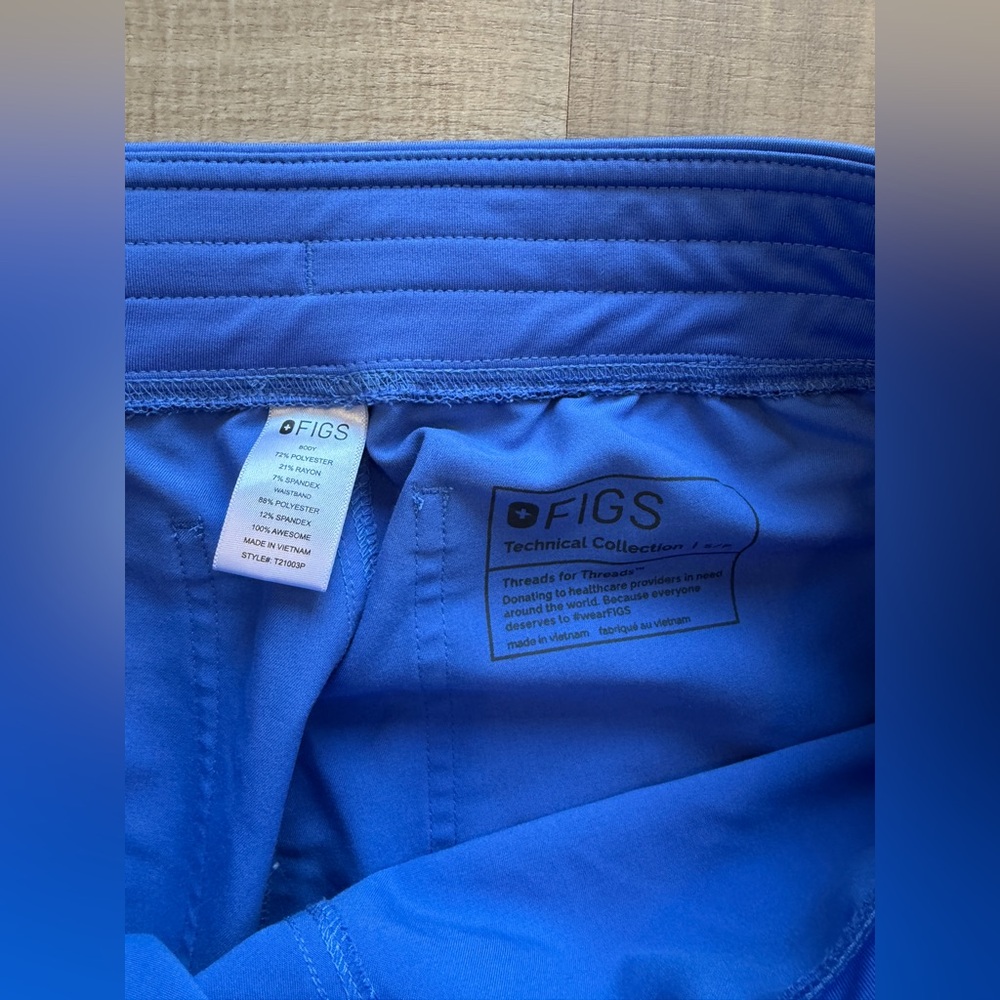 Figs Livingston Scrub Pants - Picture 2 of 4